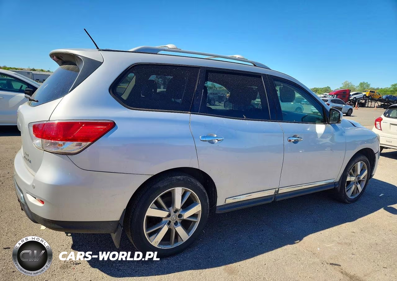 2013 Nissan Pathfinder S VIN:5N1AR2MM0DC629440 - 3