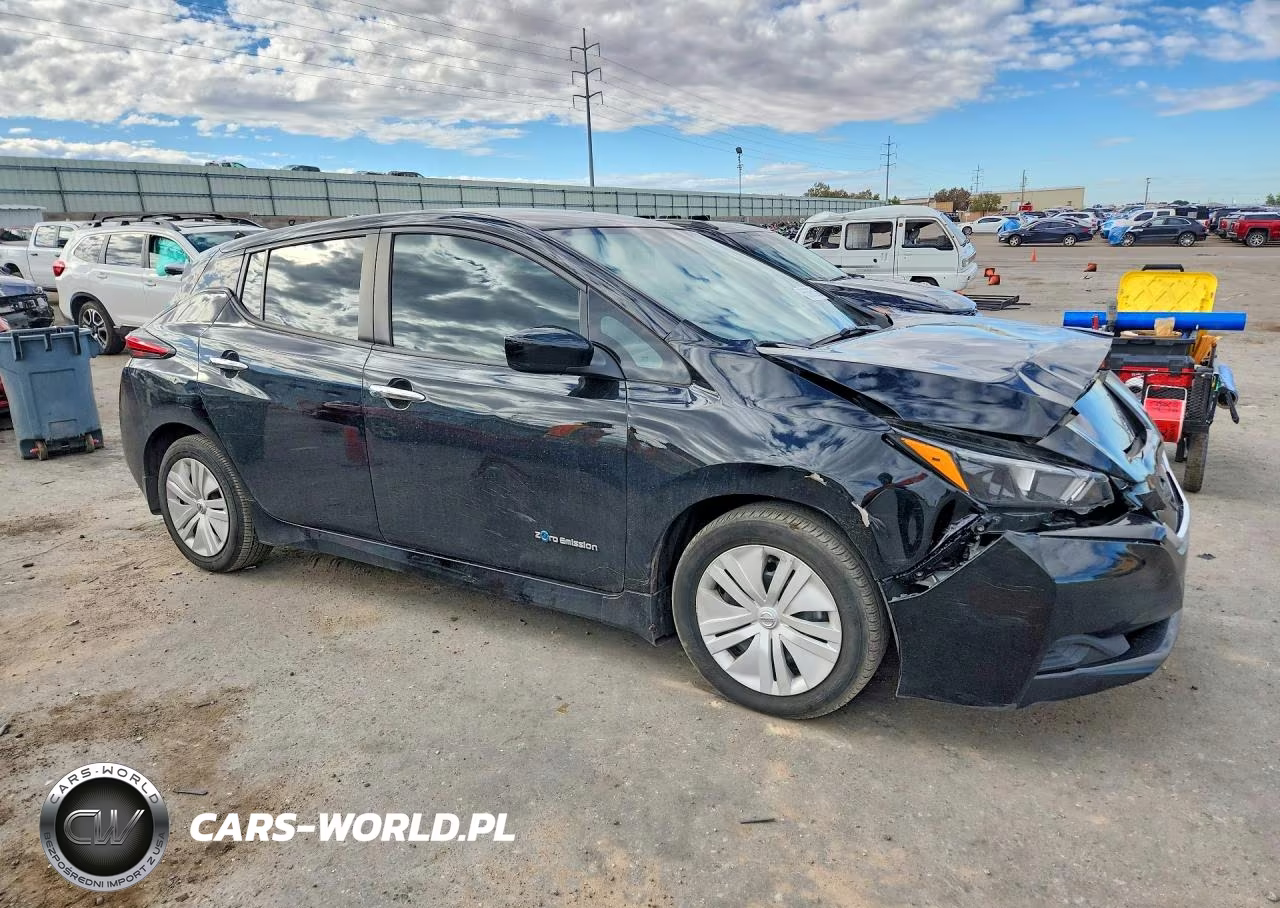 2018 Nissan Leaf S VIN:1N4AZ1CP6JC311771 - 4