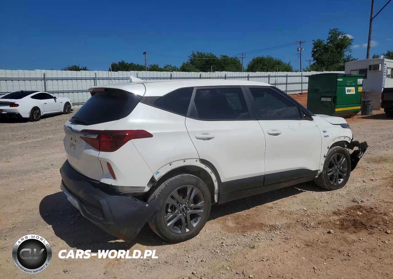 2022 Kia Seltos Lx VIN:KNDEPCAA8N7329196 - 3