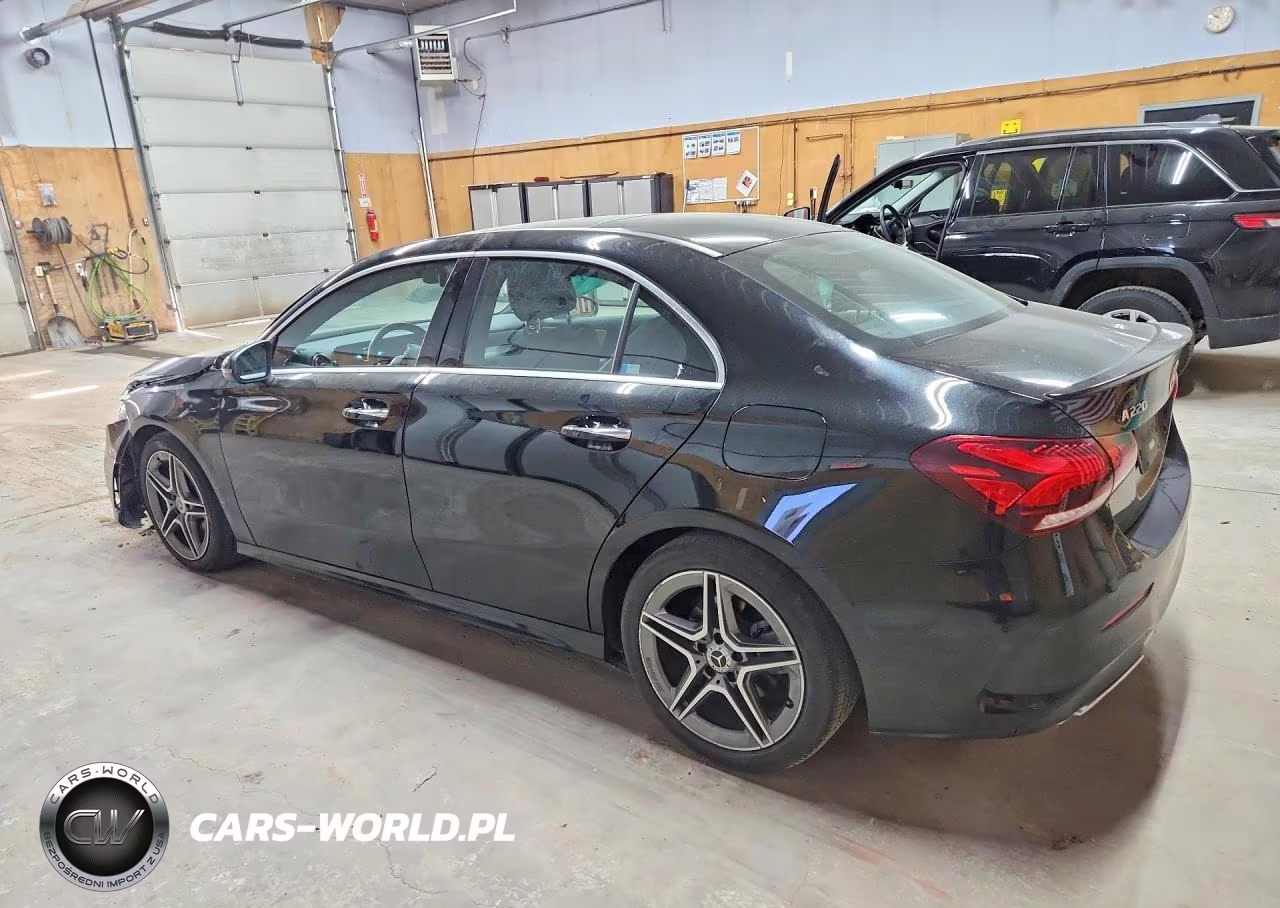 2021 Mercedes-Benz A 220 4Matic VIN:W1K3G4FB5MJ285518 - 2