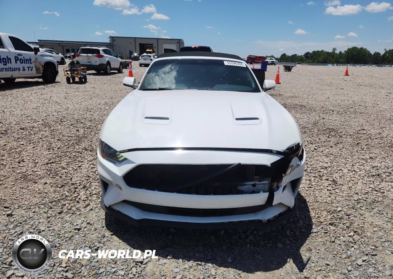 2020 Ford Mustang VIN:1FATP8UH2L5132083 - 5