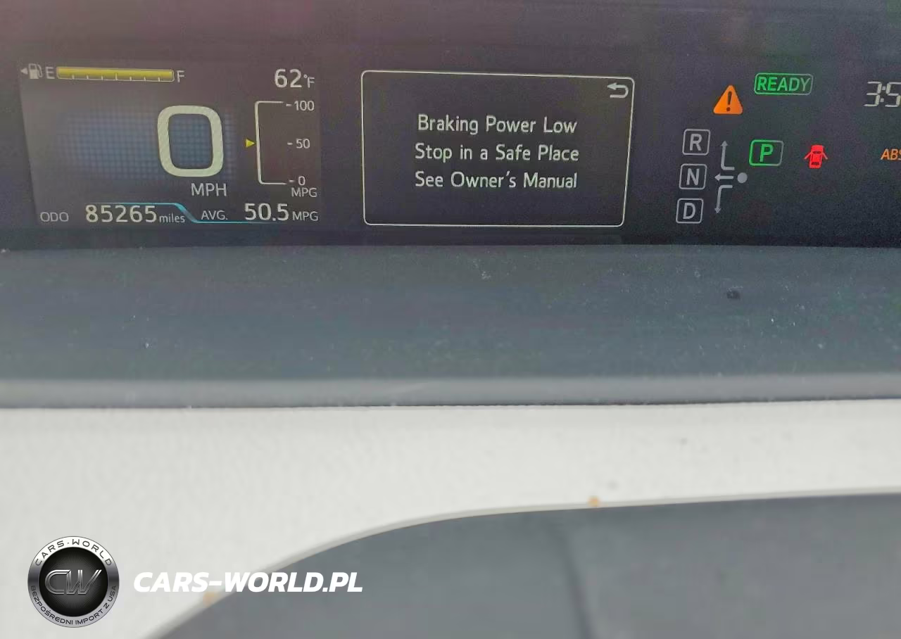 2018 Toyota Prius Four Touring VIN:JTDKARFU1J3547993 - 9