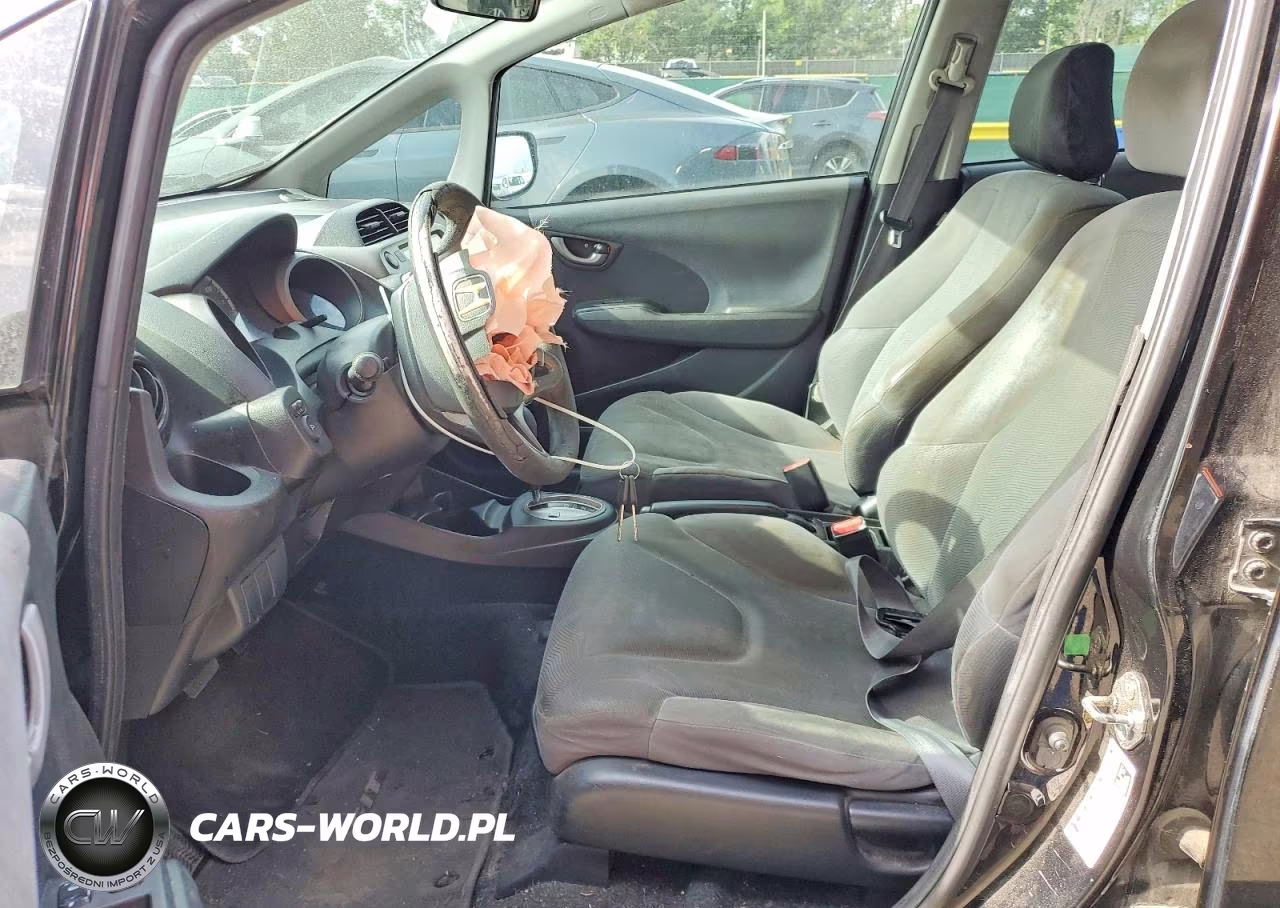 2010 Honda Fit VIN:JHMGE8H21AC038176 - 7
