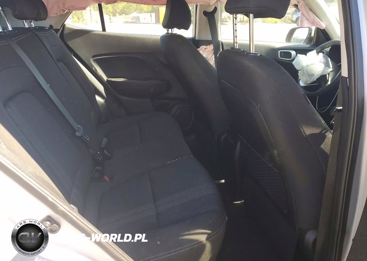2020 Hyundai Venue Sel VIN:KMHRC8A38LU032693 - 10