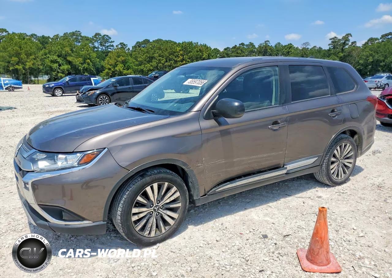2019 Mitsubishi Outlander Es – zdjęcie 1 z 13