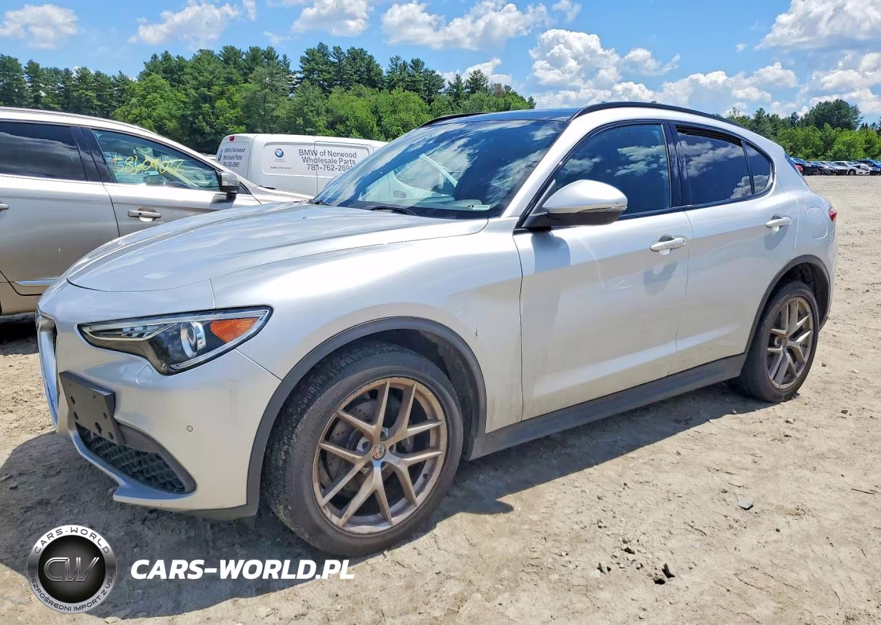2018 Alfa Romeo Stelvio Ti Sport