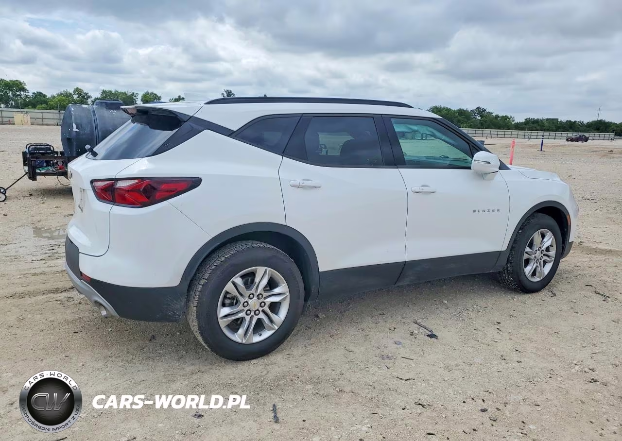2019 Chevrolet Blazer 1Lt VIN:3GNKBBRA1KS687292 - 3