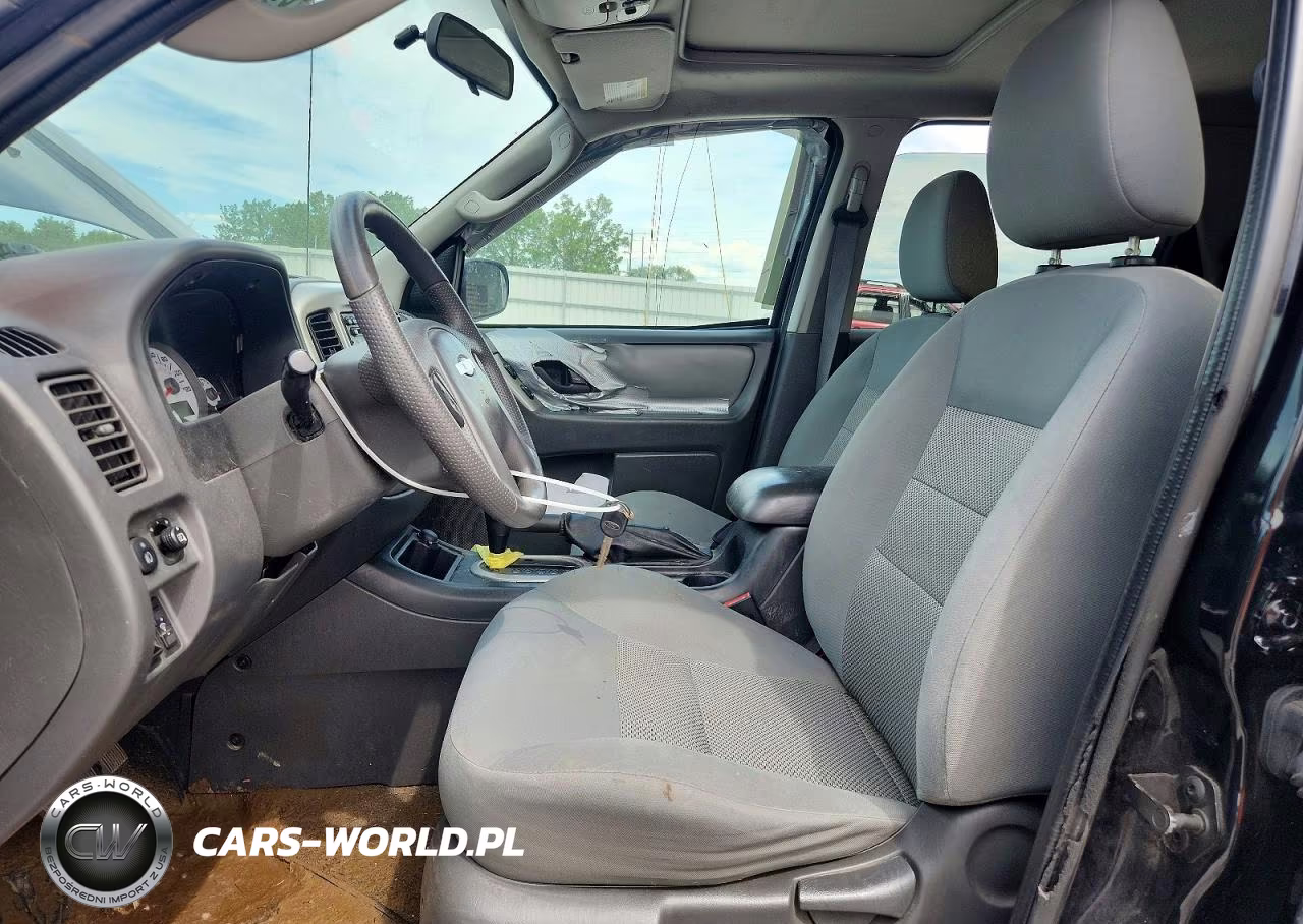 2007 Ford Escape Xlt VIN:1FMYU03187KB17332 - 7