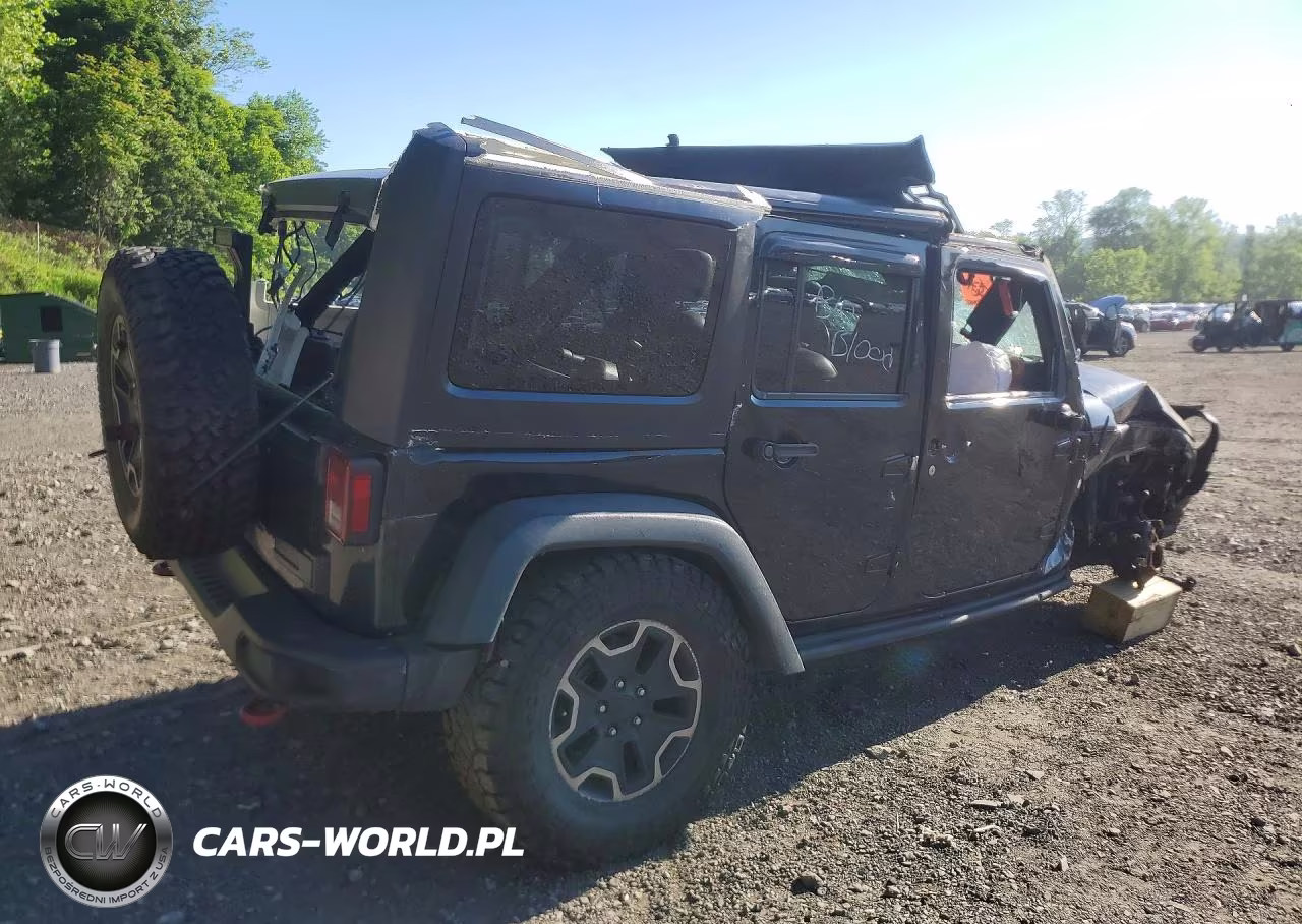2016 Jeep Wrangler Unlimited Rubicon VIN:1C4BJWFG3GL135978 - 3