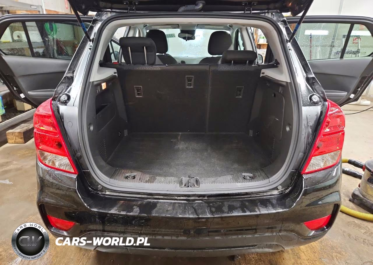 2020 Chevrolet Trax Ls VIN:KL7CJKSB2LB085417 - 6