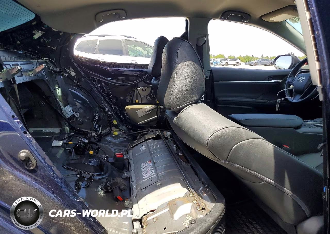 2022 Toyota Camry Xse VIN:4T1K31AK6NU587015 - 10