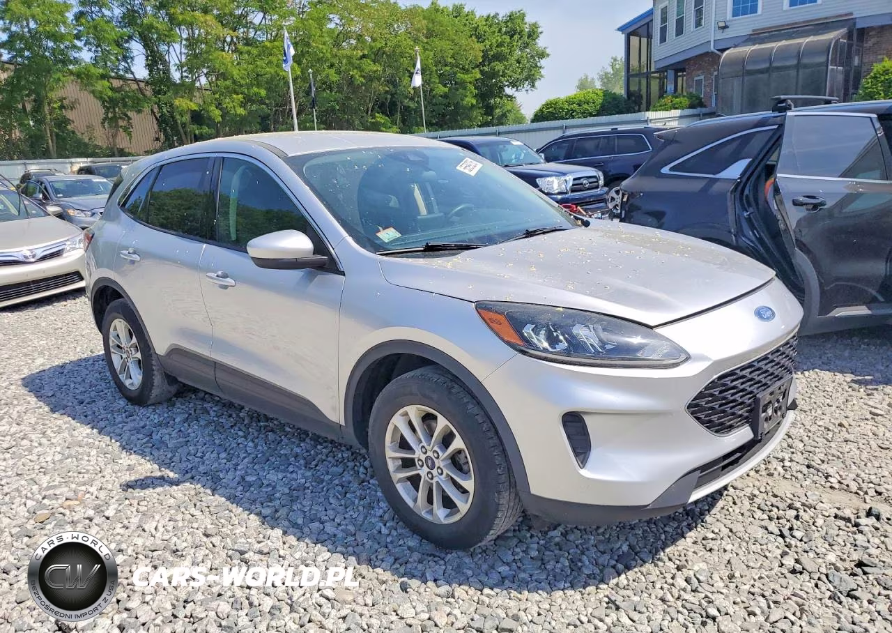 2020 Ford Escape Se VIN:1FMCU9G66LUB53426 - 4