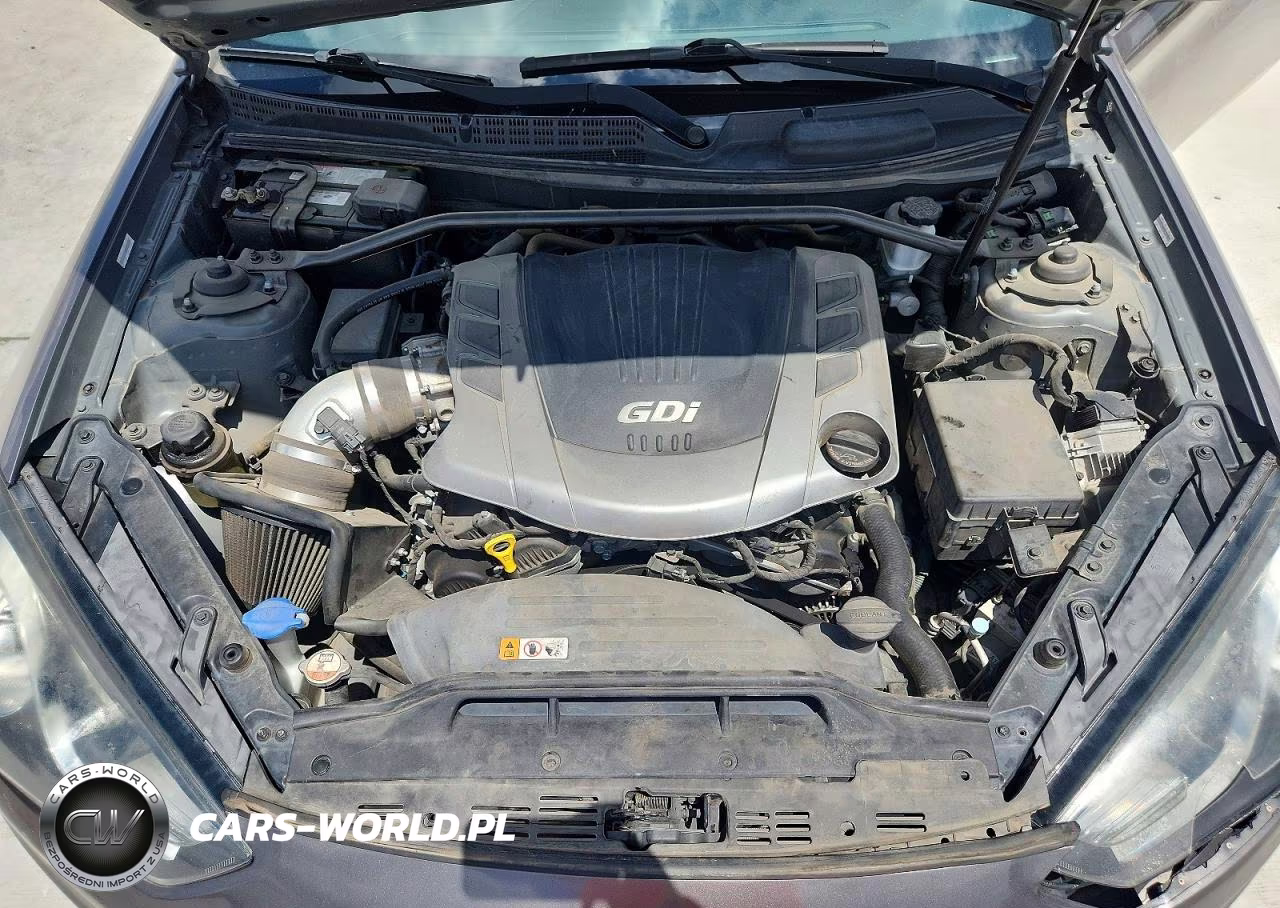 2013 Hyundai Genesis Coupe 3.8L VIN:KMHHU6KJ6DU100050 - 11