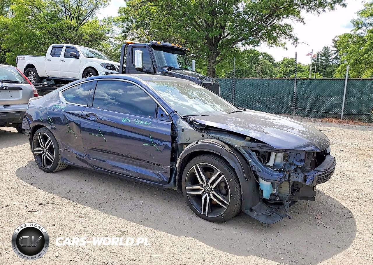 2017 Honda Accord Touring VIN:1HGCT2B01HA003591 - 4