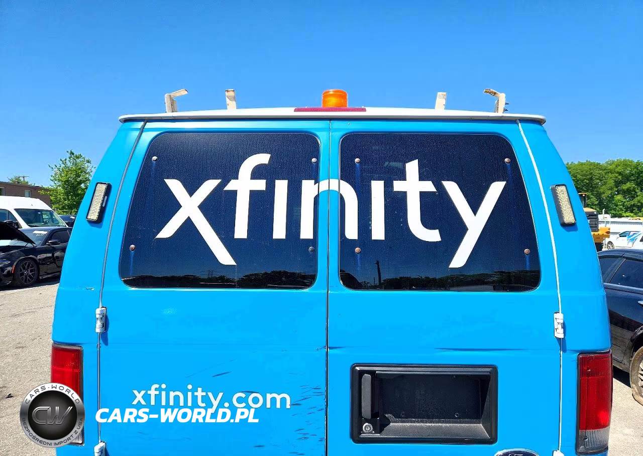 2014 Ford Econoline E250 Van VIN:1FTNE2EL8EDB13815 - 10