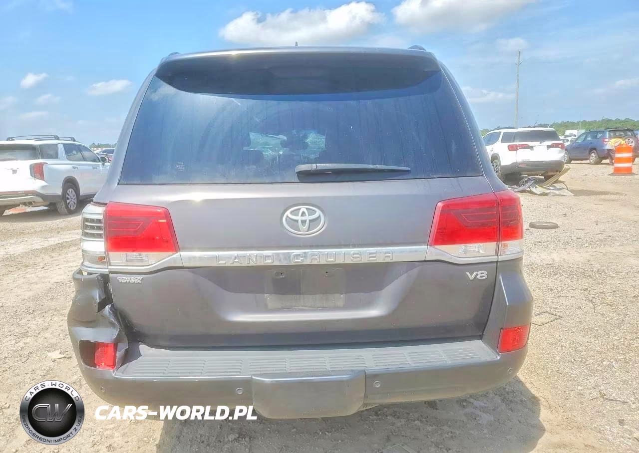 2018 Toyota Land Cruiser Base VIN:JTMCY7AJ8J4063573 - 6