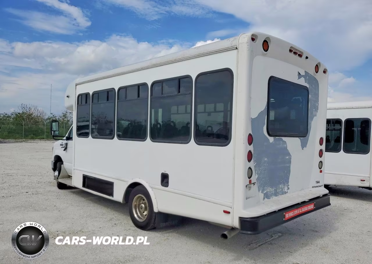 2021 Ford Econoline E350 Super Duty Cutaway Van VIN:1FDEE3FN9MDC10814 - 2