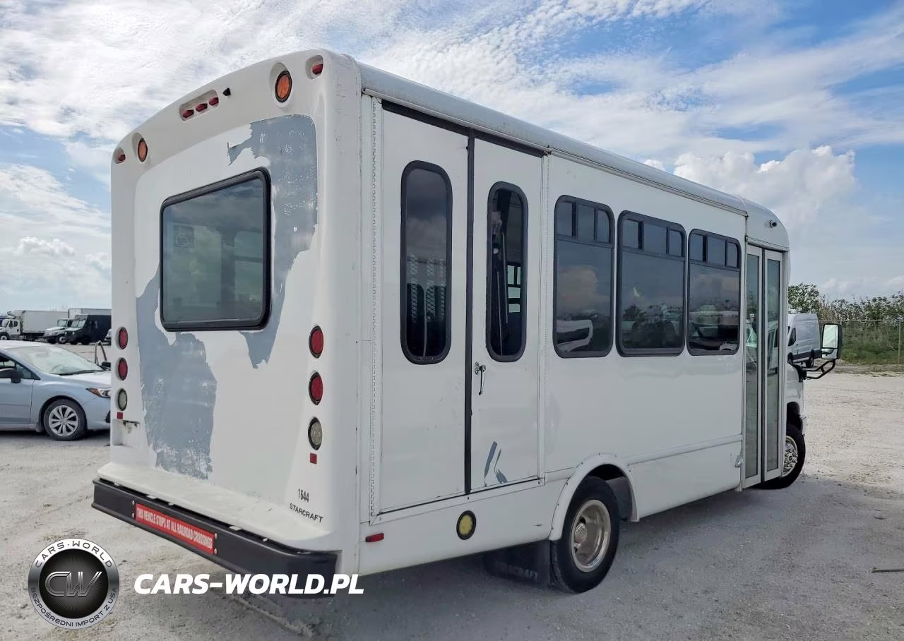 2021 Ford Econoline E350 Super Duty Cutaway Van VIN:1FDEE3FN9MDC10814 - 3