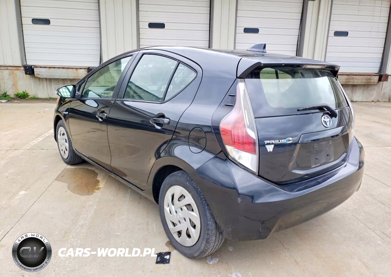 2016 Toyota Prius C Two VIN:JTDKDTB33G1121003 - 2