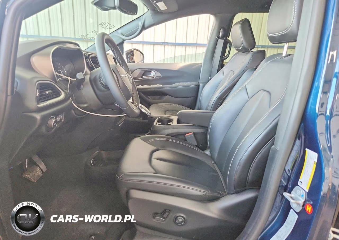 2025 Chrysler Pacifica Select VIN:2C4RC1BG2SR502595 - 7