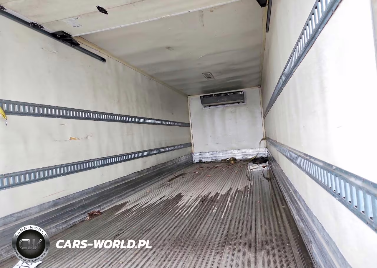 2017 Hino 258-268 Refrigerated Box Truck VIN:5PVNE8JT0H4S57355 - 6