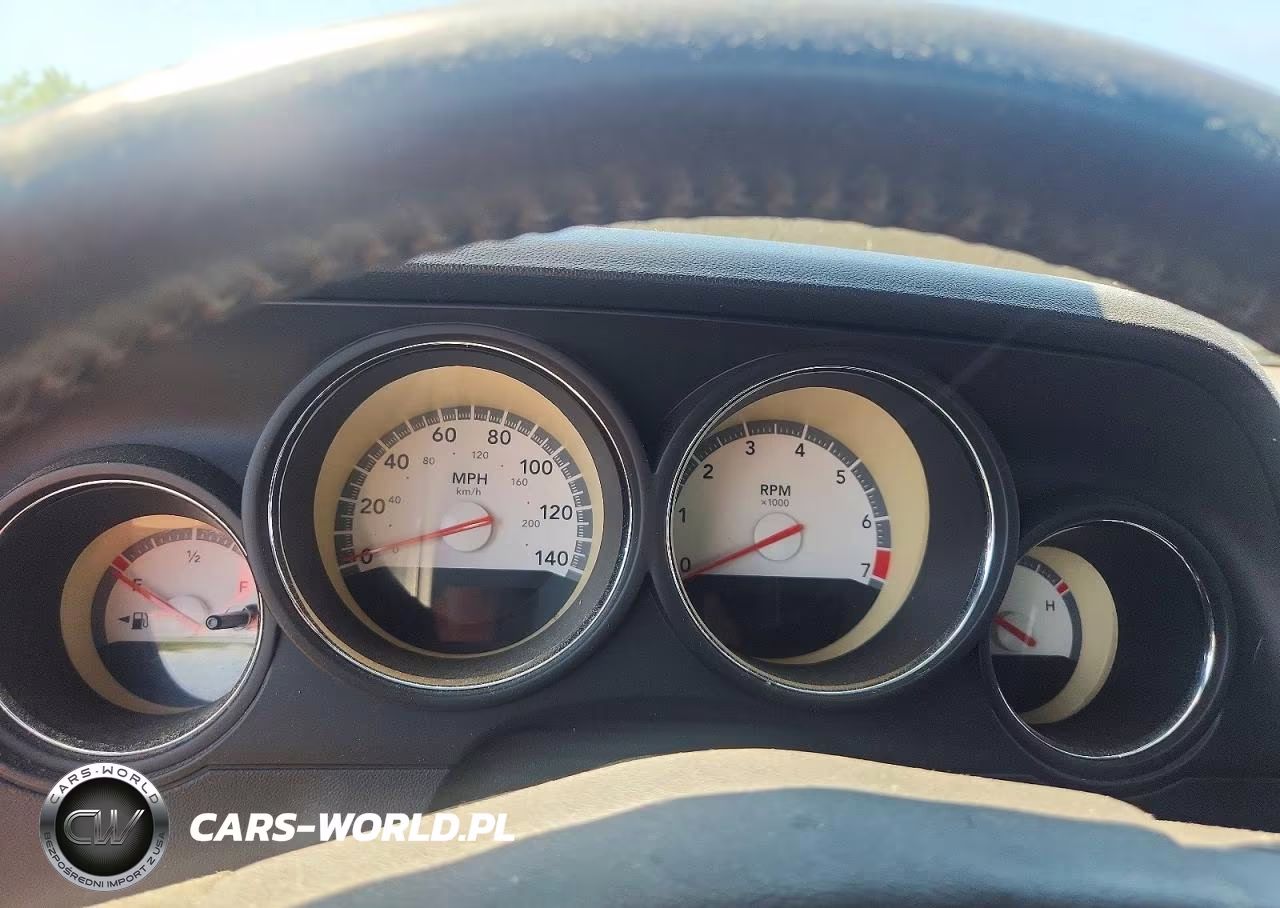 2010 Dodge Challenger Se VIN:2B3CJ4DV2AH169586 - 9