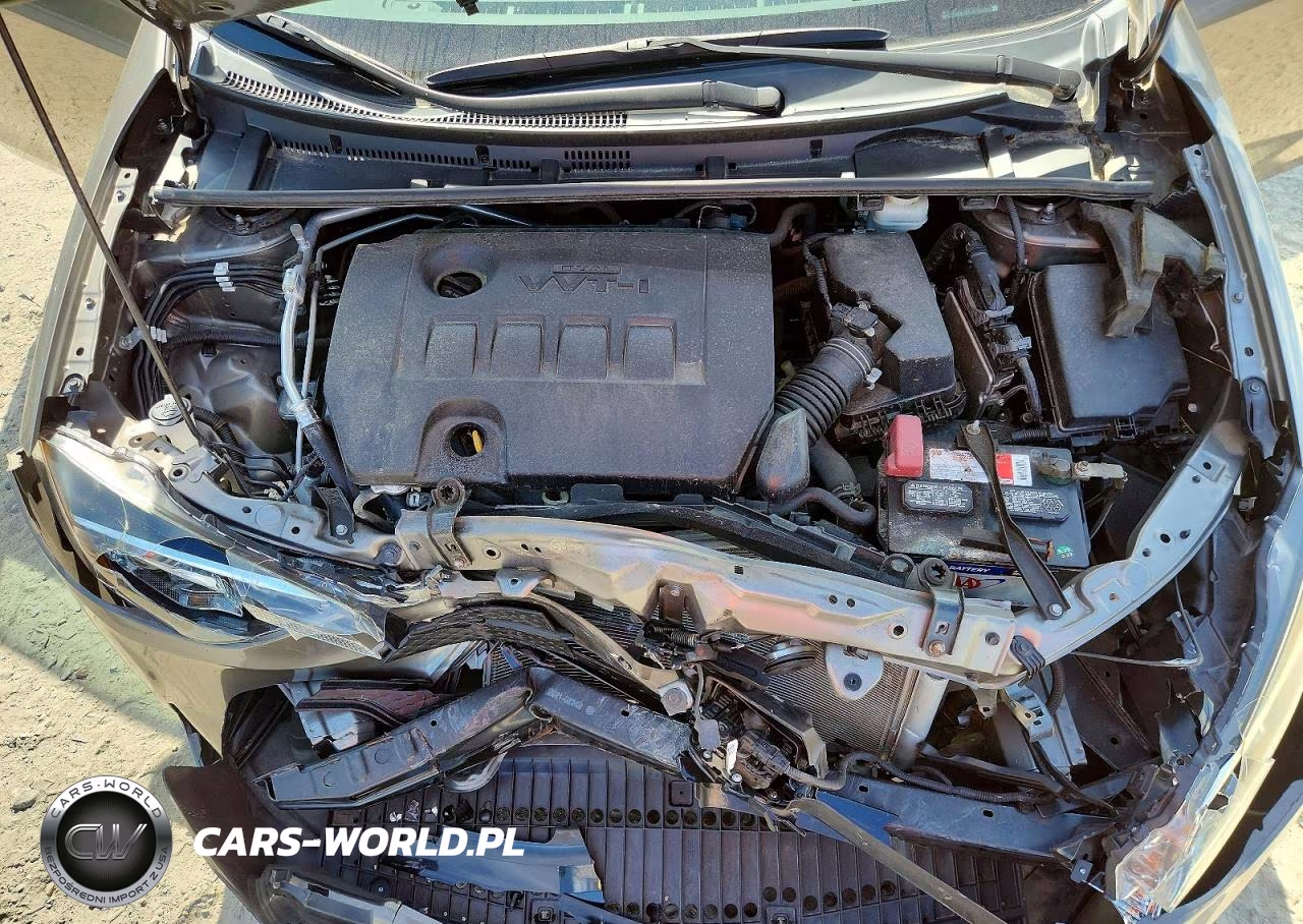 2018 Toyota Corolla Le VIN:2T1BURHE9JC090631 - 11