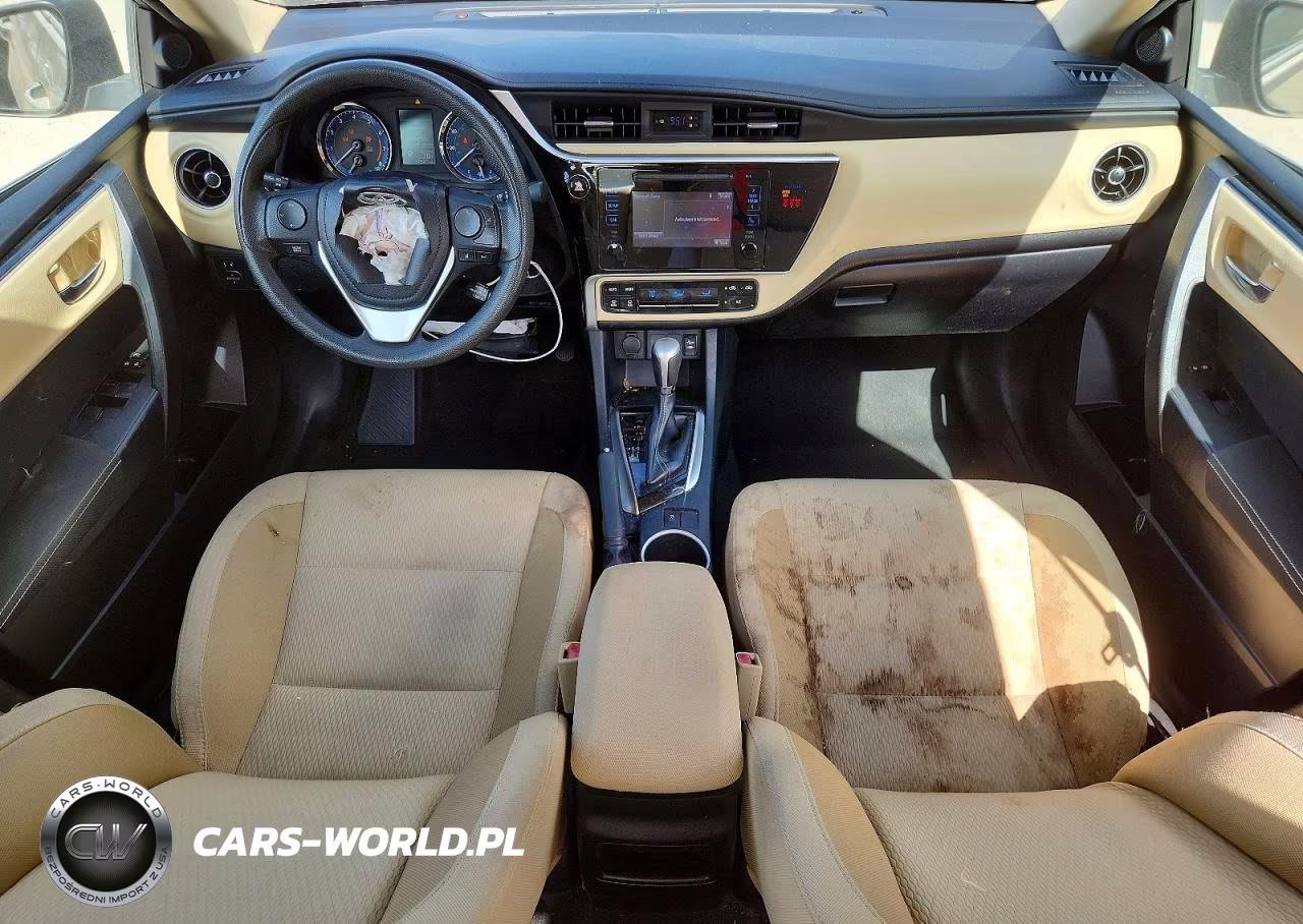 2018 Toyota Corolla Le VIN:2T1BURHE9JC090631 - 8