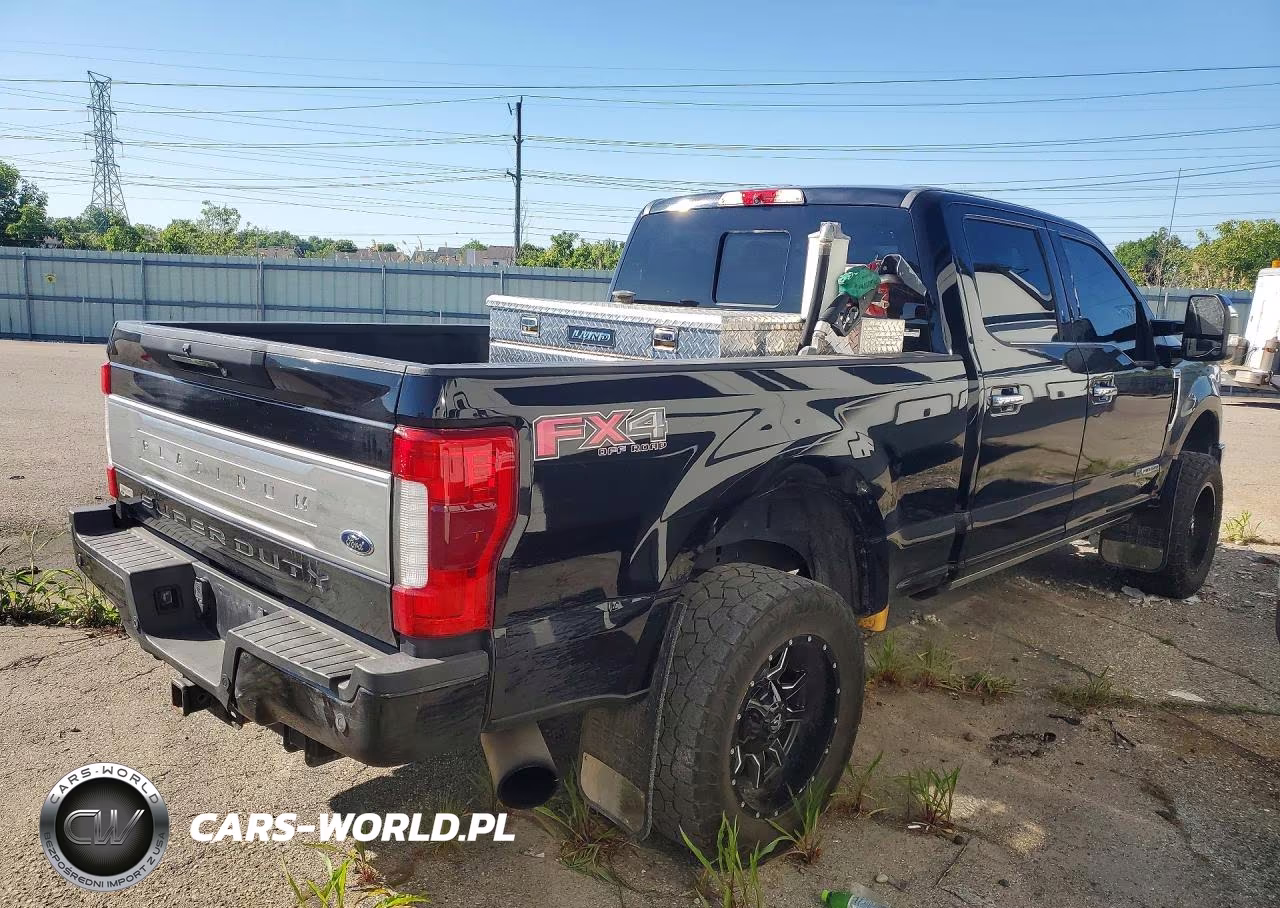 2017 Ford F250 Super Duty VIN:1FT7W2BT7HEE39484 - 3