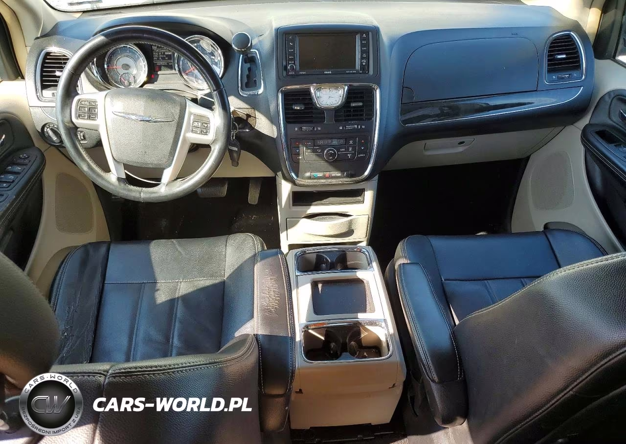 2014 Chrysler Town & Country Touring VIN:2C4RC1BG2ER448557 - 8