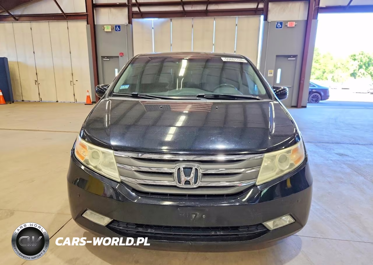 2011 Honda Odyssey Touring VIN:5FNRL5H90BB094738 - 5
