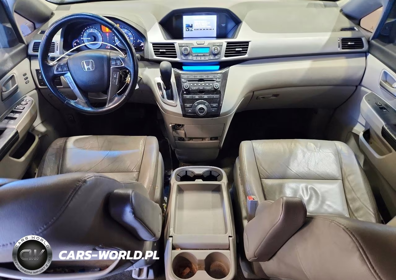 2011 Honda Odyssey Touring VIN:5FNRL5H90BB094738 - 8
