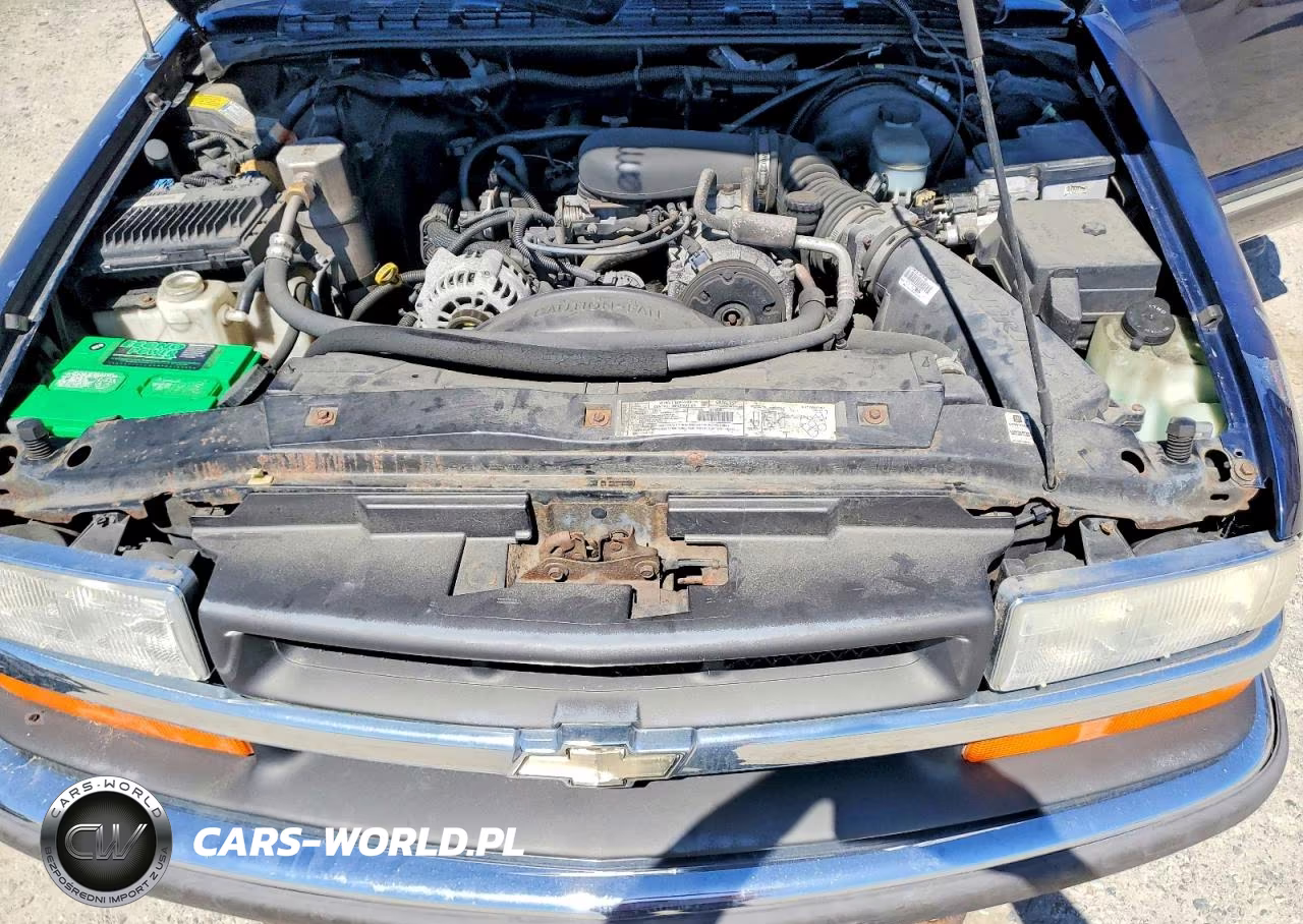 2000 Chevrolet Blazer VIN:1GNDT13W3Y2219671 - 11