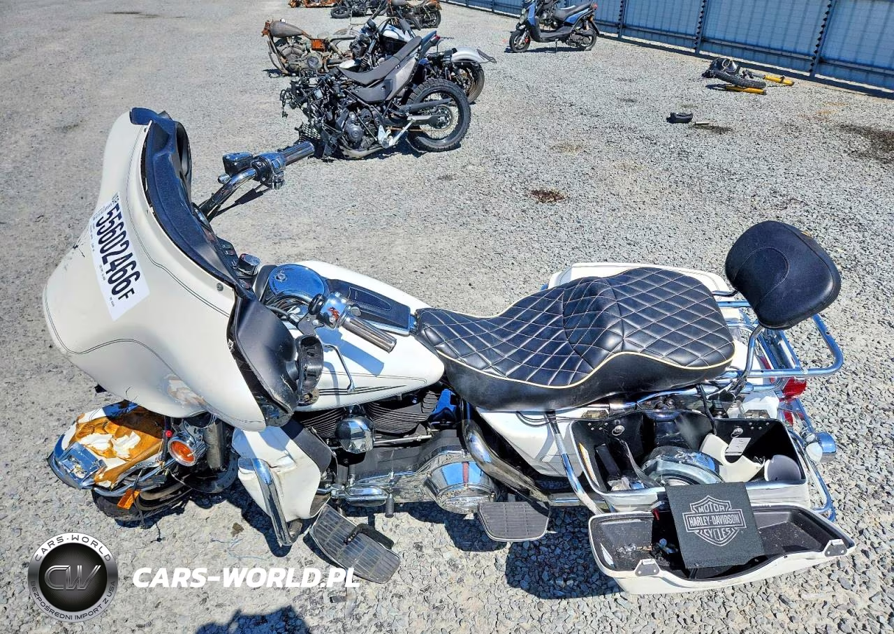 2005 Harley-Davidson Flhtcui VIN:1HD1FCW1X5Y653544 - 7