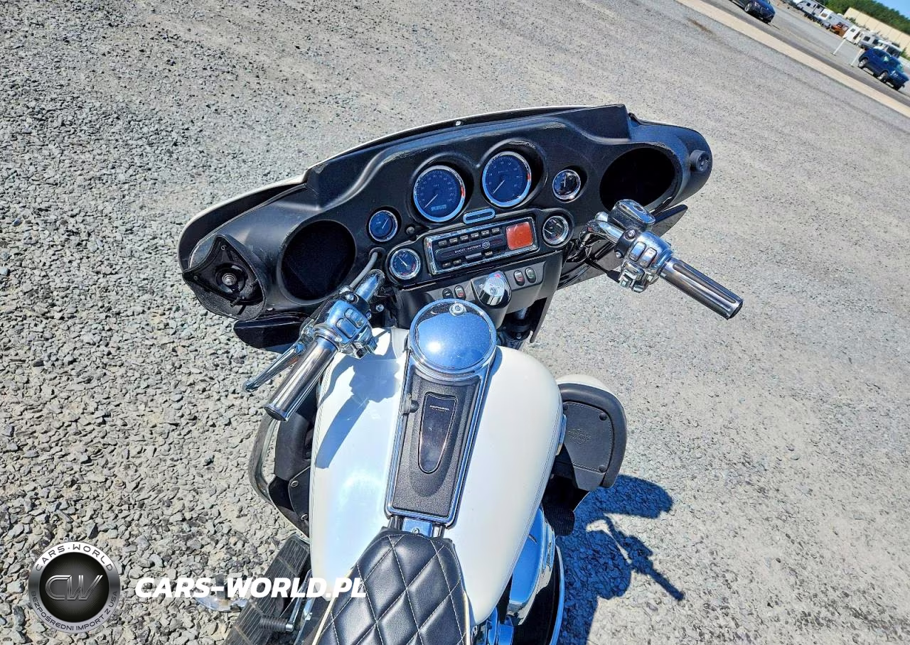 2005 Harley-Davidson Flhtcui VIN:1HD1FCW1X5Y653544 - 8