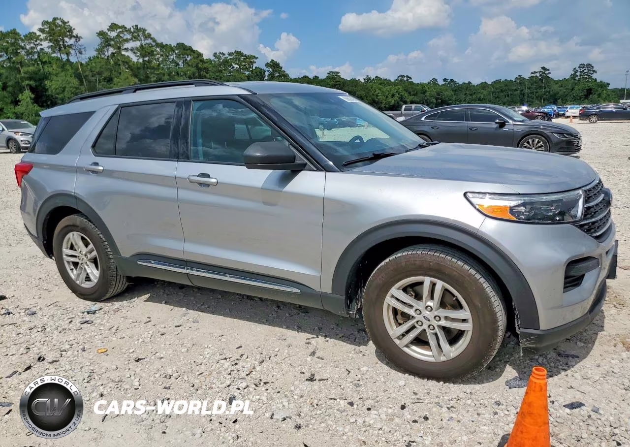 2023 Ford Explorer Xlt VIN:1FMSK7DH5PGA52149 - 4