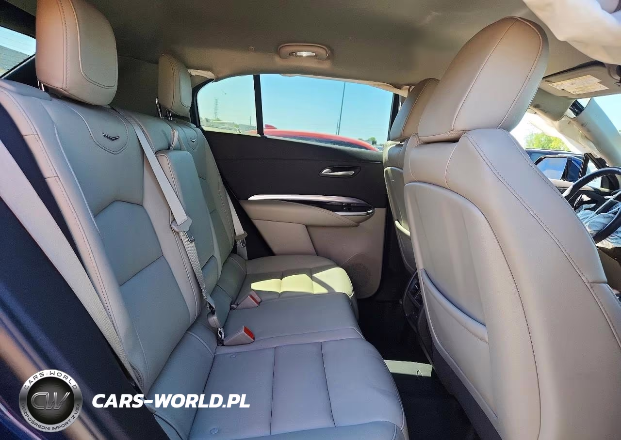 2022 Cadillac Xt4 Luxury VIN:1GYAZAR49NF137944 - 11