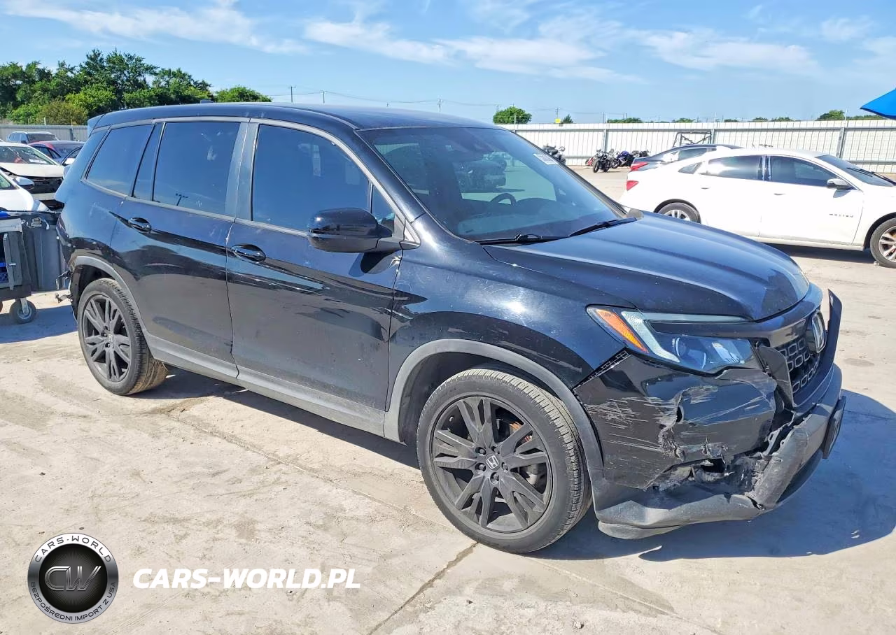 2021 Honda Passport Sport VIN:5FNYF7H25MB010496 - 4