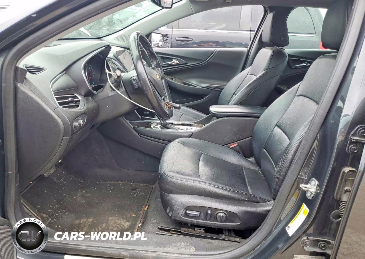 2018 Chevrolet Malibu Premier VIN:1G1ZE5SX4JF234617 - 7