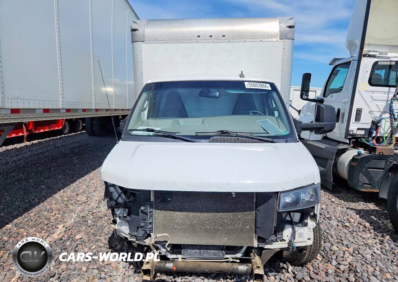 2022 GMC Savana Box Truck VIN:7GZ37TC71NN007927 - 5