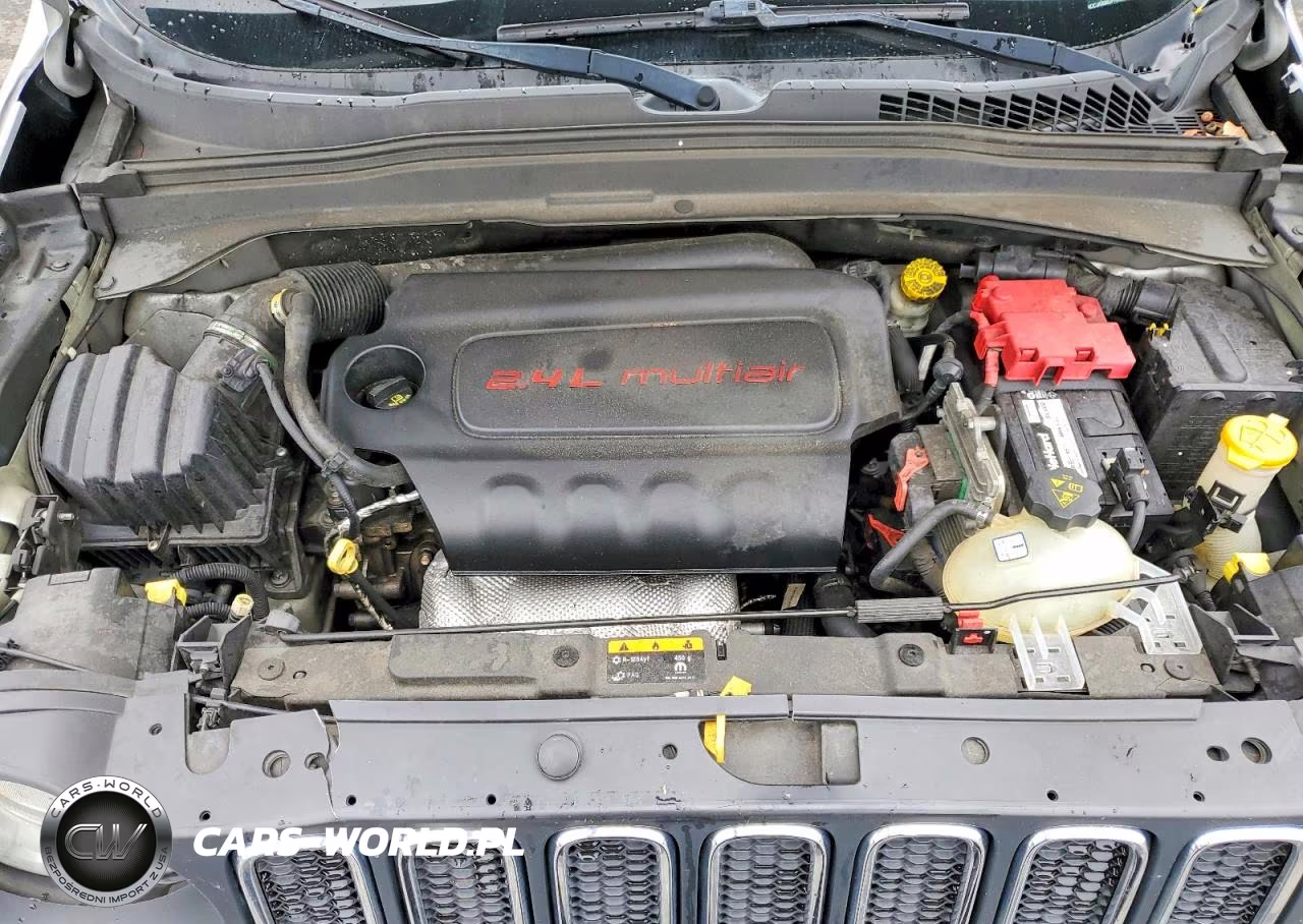 2018 Jeep Renegade Latitude VIN:ZACCJABB8JPH83644 - 11