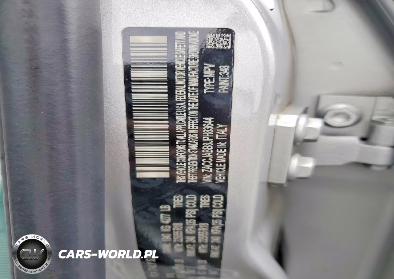 2018 Jeep Renegade Latitude VIN:ZACCJABB8JPH83644 - 12