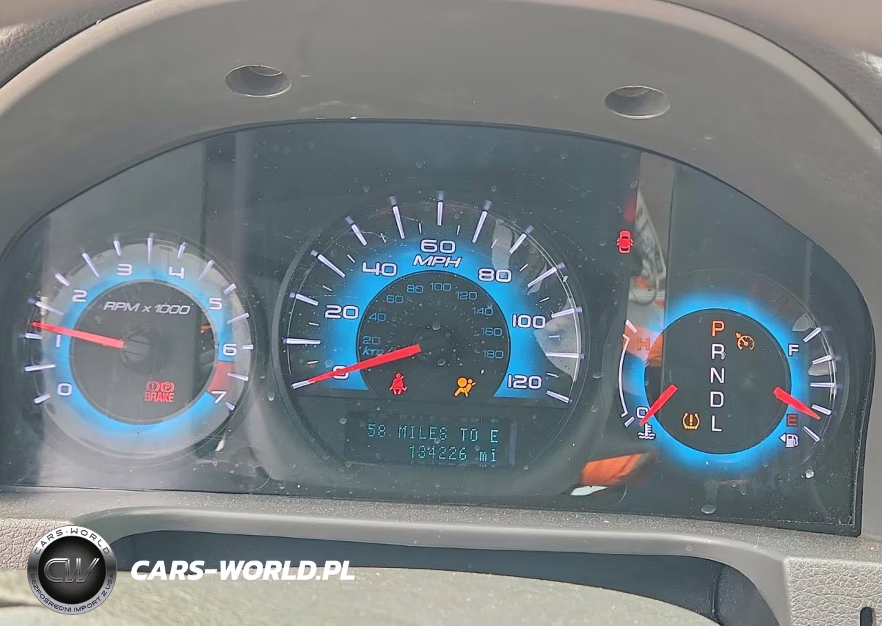 2010 Ford Fusion Se VIN:3FAHP0HA6AR389715 - 9