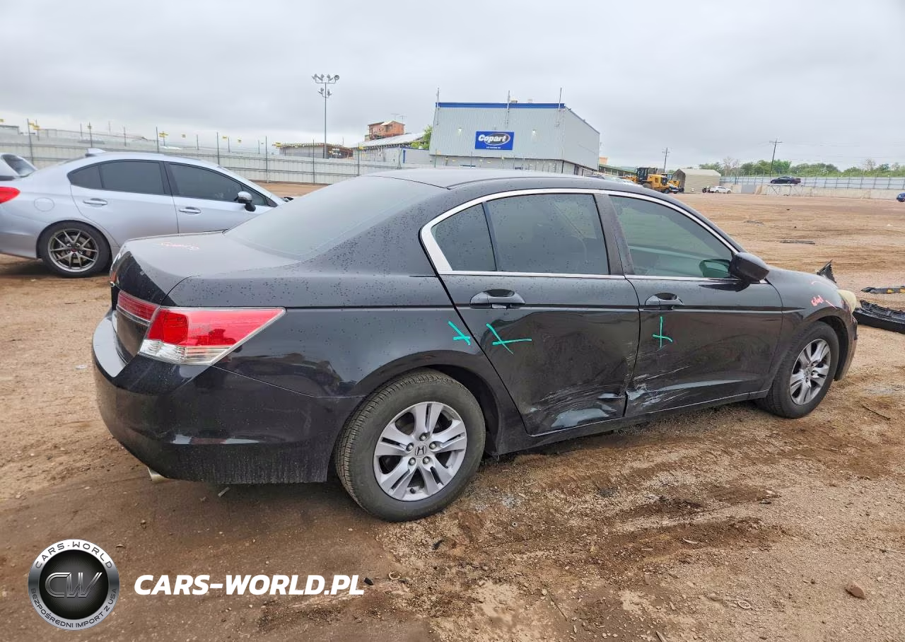 2011 Honda Accord Lxp VIN:1HGCP2F43BA010342 - 3