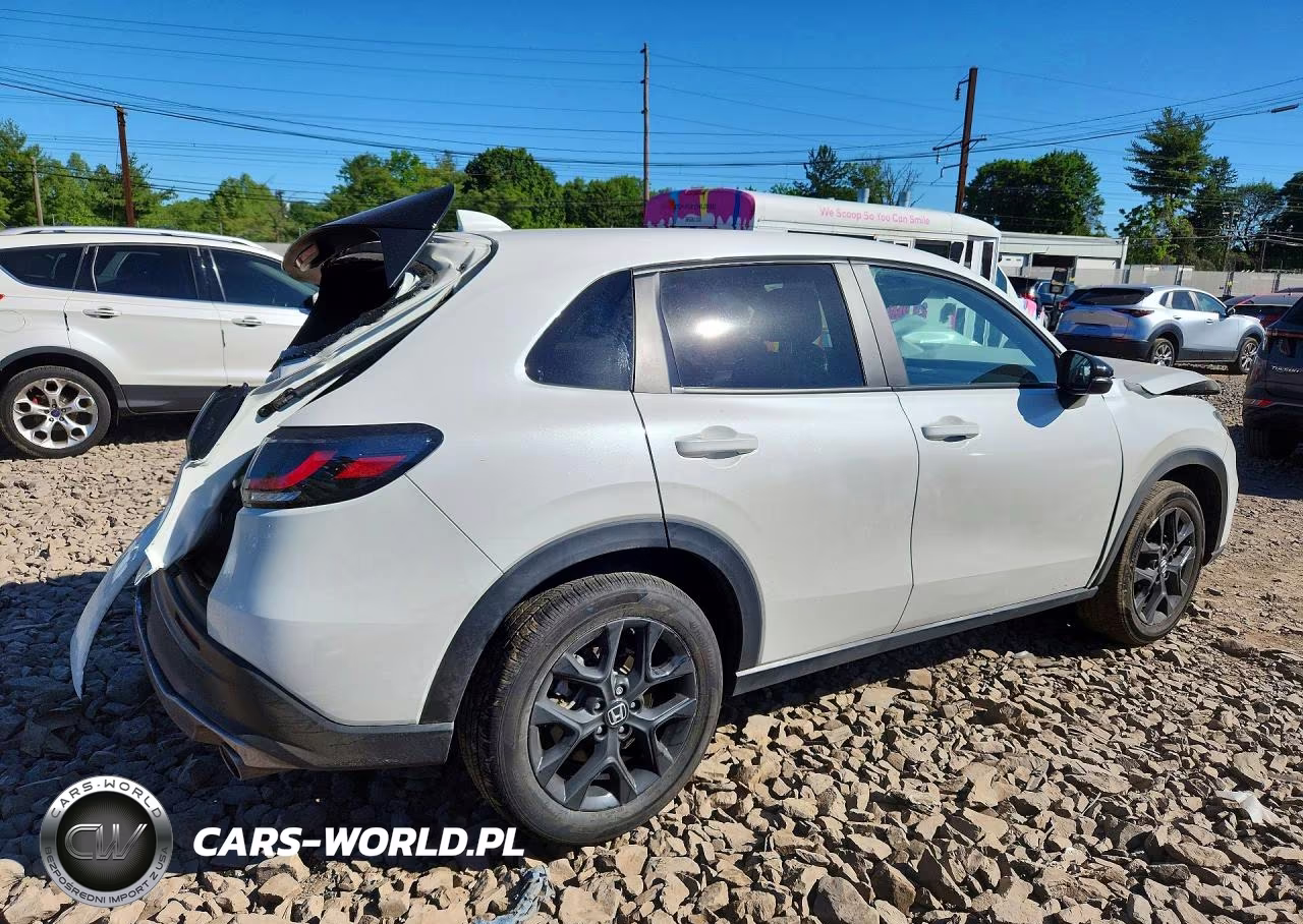 2025 Honda Hr-V Sport VIN:3CZRZ2H54SM783102 - 3