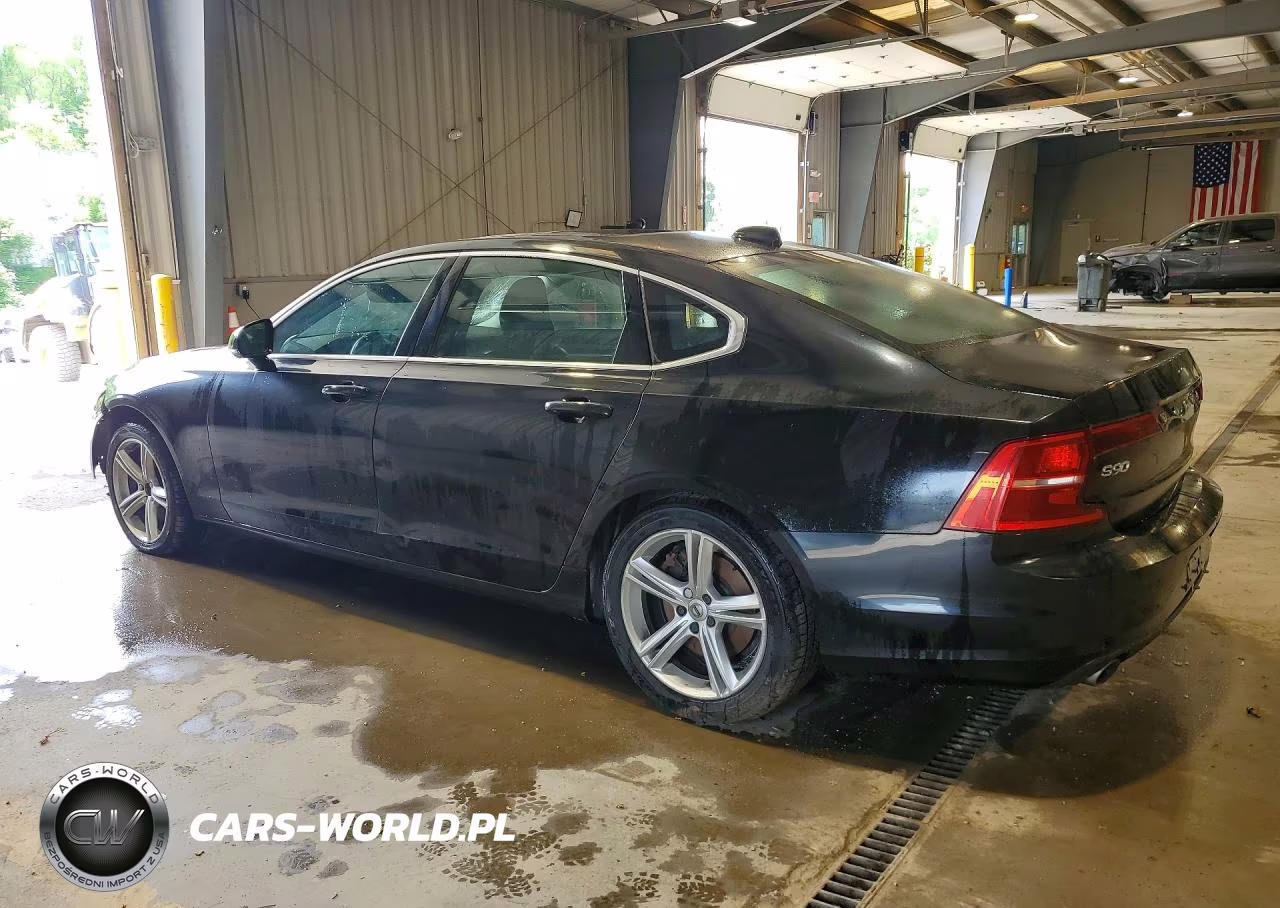 2018 Volvo S90 T5 Momentum VIN:LVY982MK4JP036184 - 2
