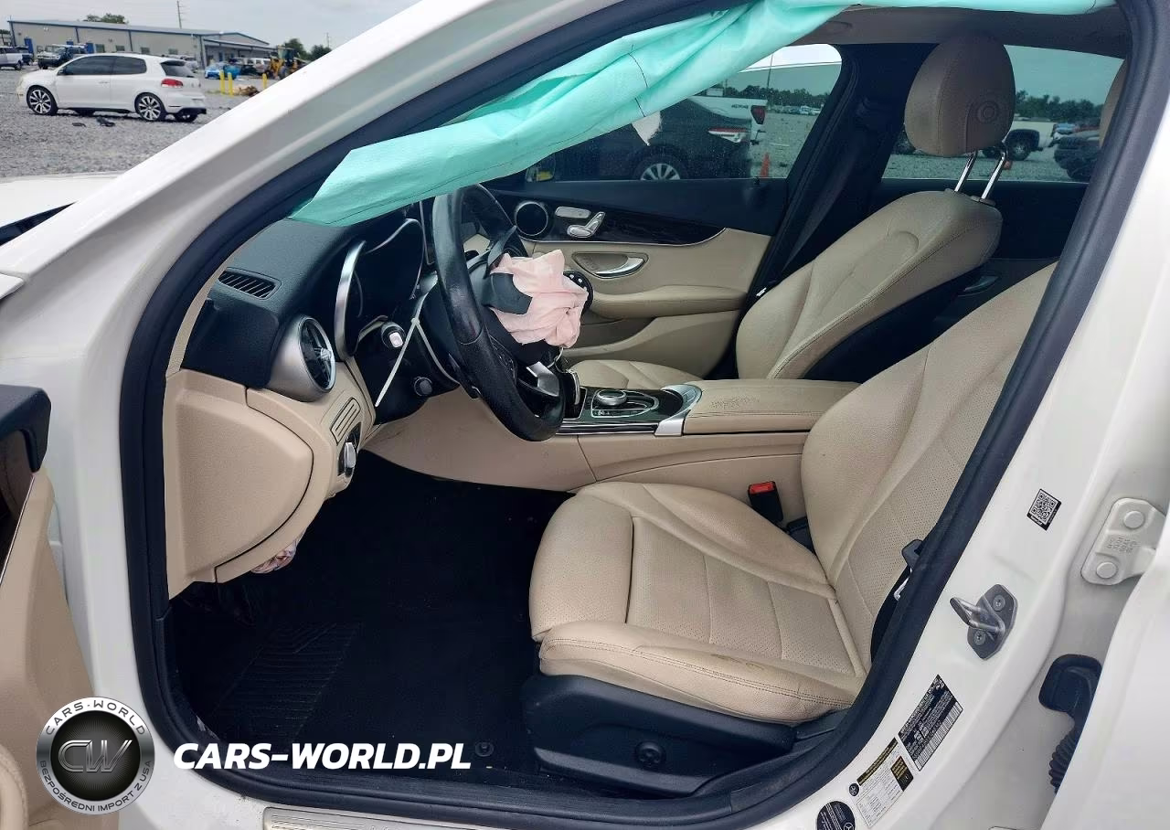 2018 Mercedes-Benz C 300 VIN:55SWF4JBXJU268362 - 7