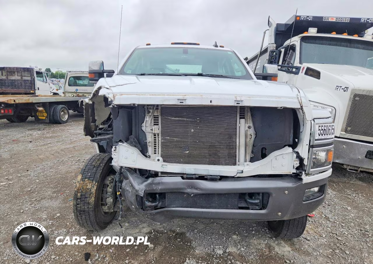 2023 Chevrolet Silverado Medium Duty VIN:1HTKJPVK3PH498170 - 5