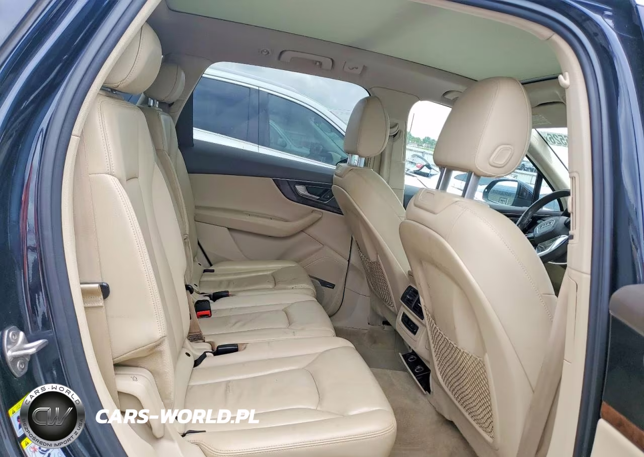2017 Audi Q7 Premium Plus VIN:WA1LAAF72HD026991 - 11