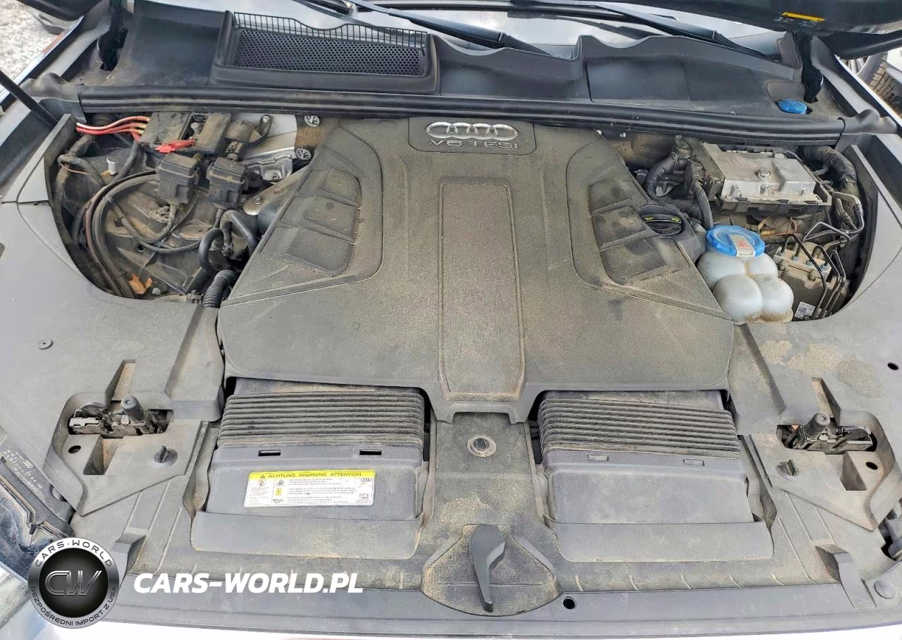 2017 Audi Q7 Premium Plus VIN:WA1LAAF72HD026991 - 12